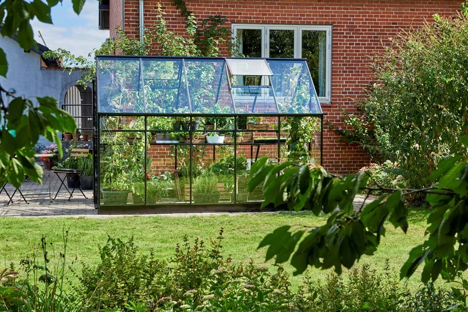 QUBE 610 6ft x 10ft Greenhouse